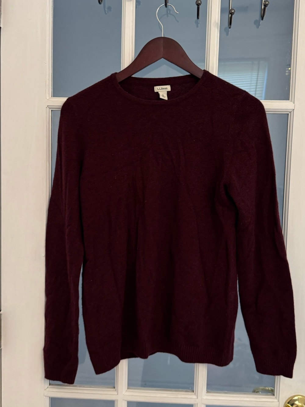 L.L. BEAN Women’s Burgundy 100% Cashmere Crewneck Sweater Size M